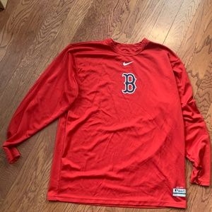 Boston Red Sox Nike drifit long sleeve shirt